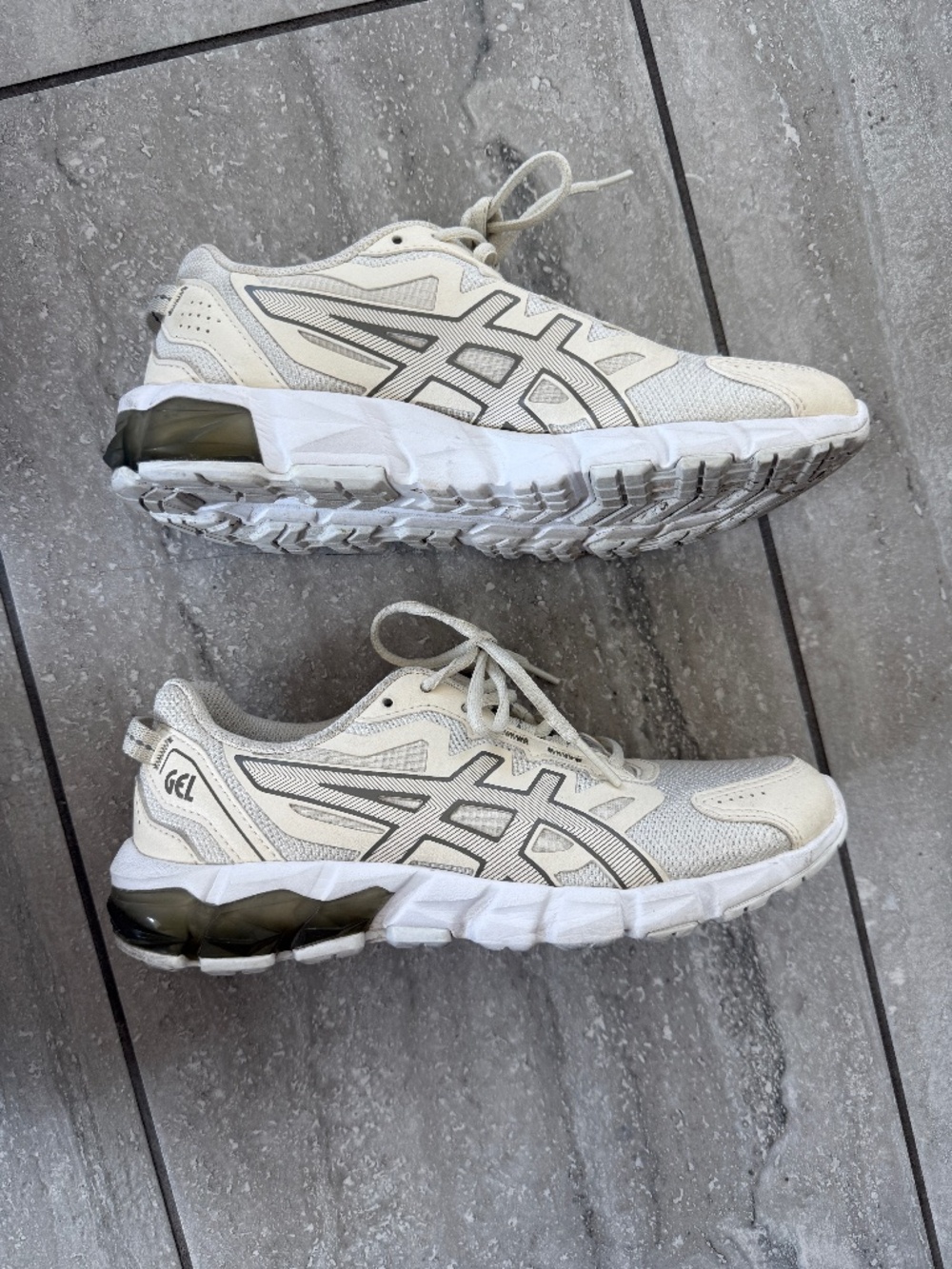 ASICS GEL-QUANTUM 90 3 Creme